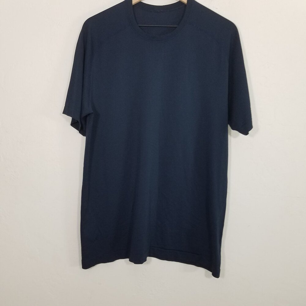 Lululemon Navy Blue Shirt Tee Short Sleeve Size XL
